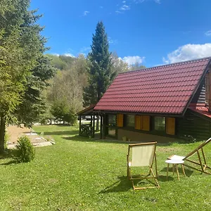Puhova Koliba Brvnara